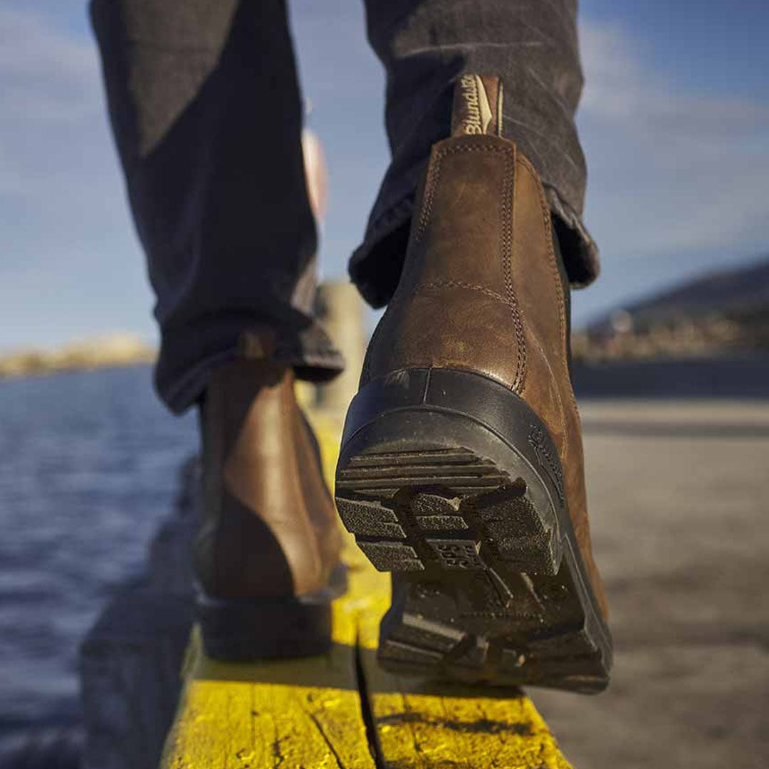 Blundstone 1609 Antique Brown Chelsea Boots