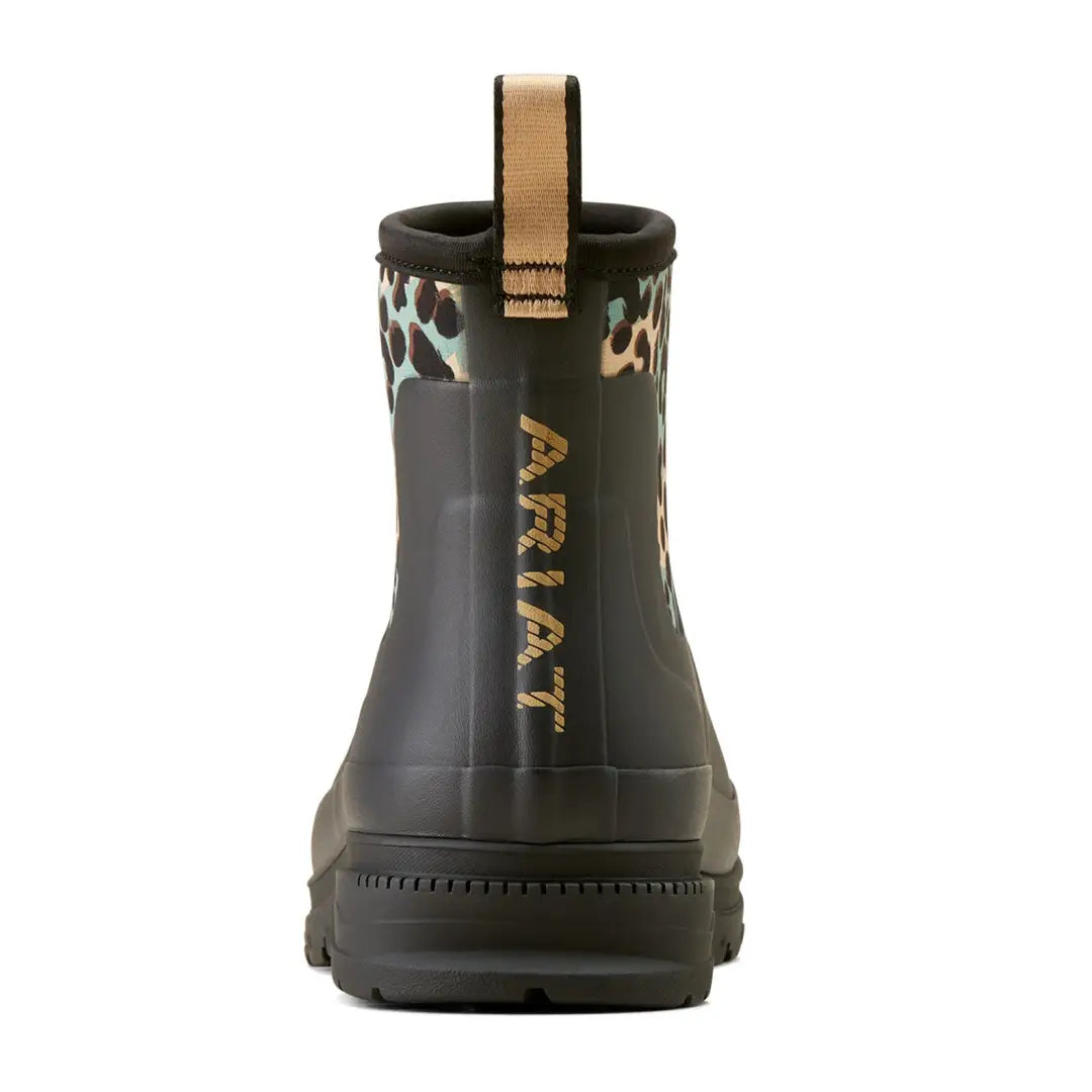 Short rubber Kelmarsh Shortie Boots with leopard print, perfect for country clothing and hunting