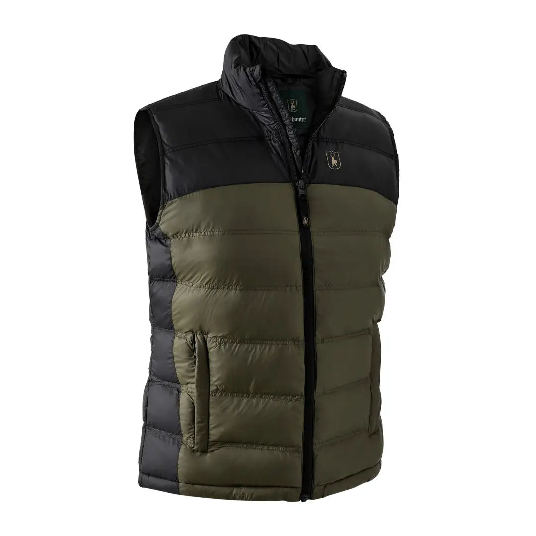 Padded sleeveless vest with black and olive green, perfect for the Lady Northward style