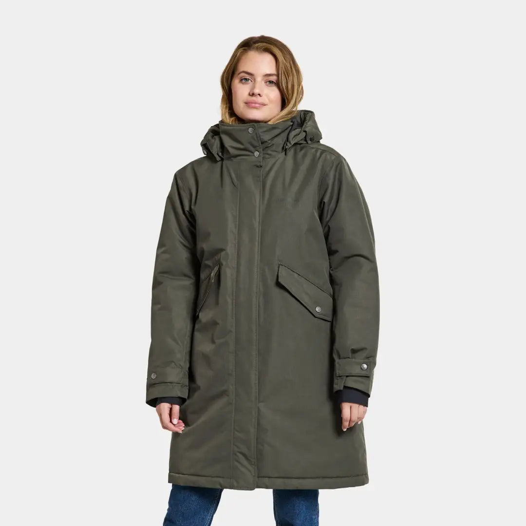 Olive green hooded Didriksons Josefine Women’s Parka 2, classic parka with pockets