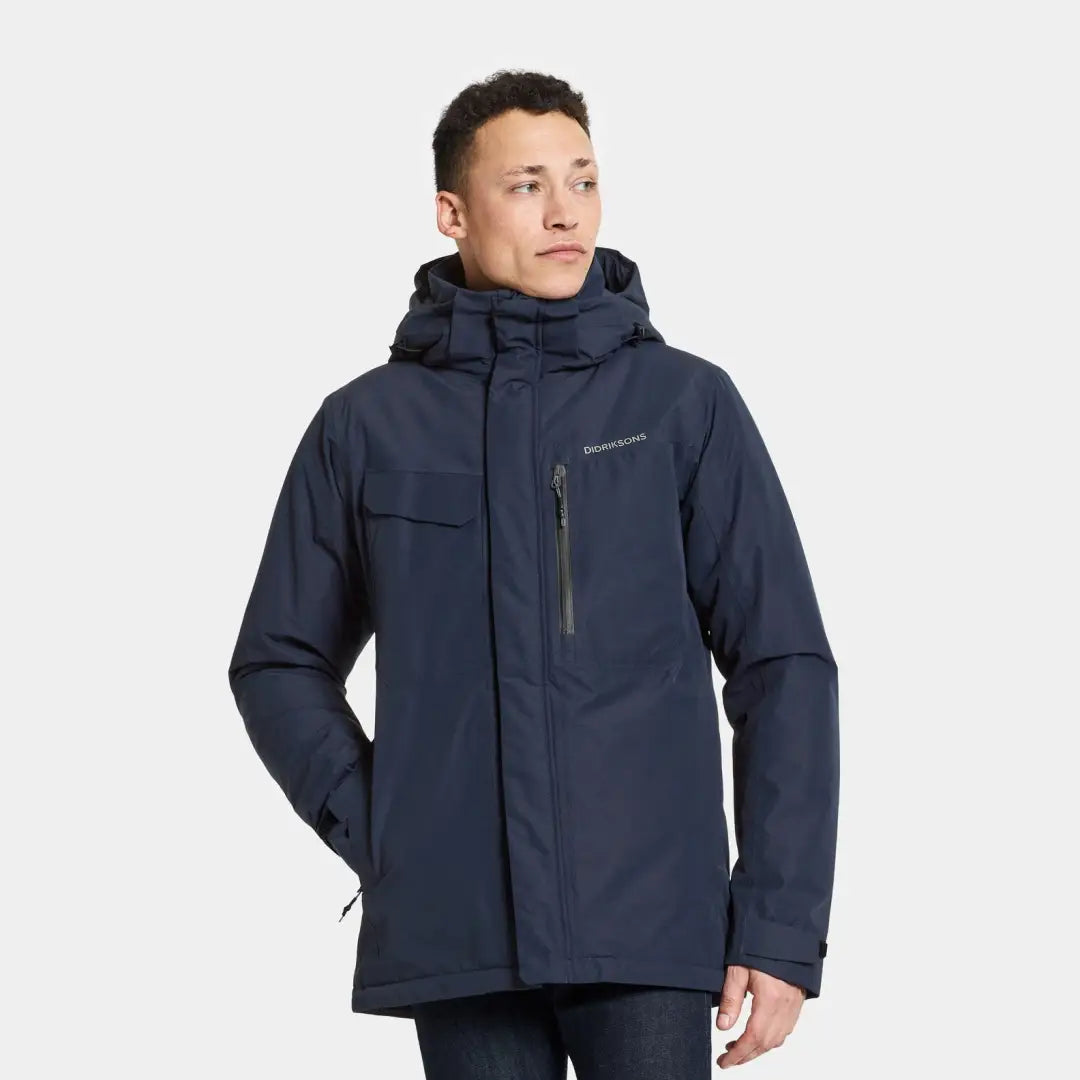 Navy blue Didriksons Stefan Jacket with zippered pockets in dark night blue style