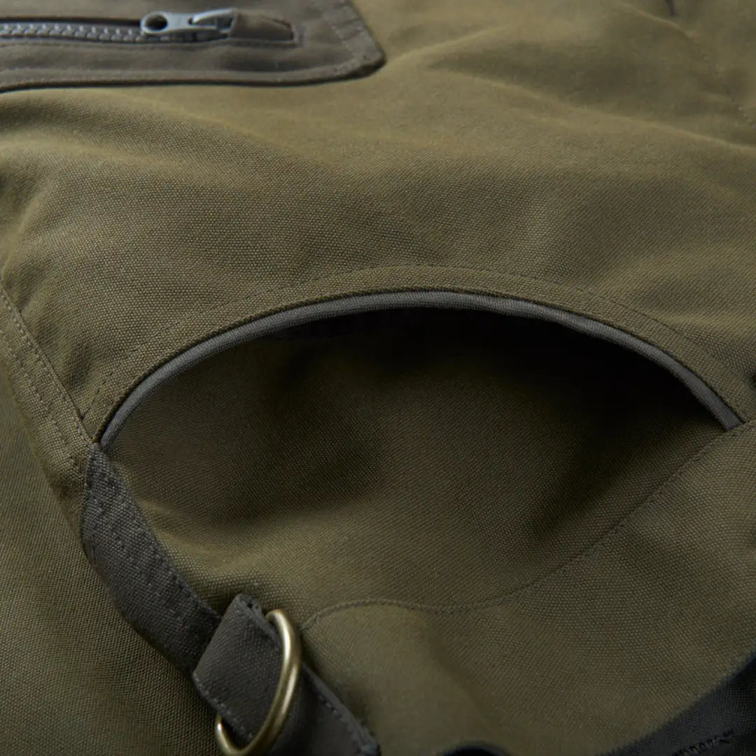 Olive green jacket with zippers and thigh pockets for Harkila Pro Hunter gear