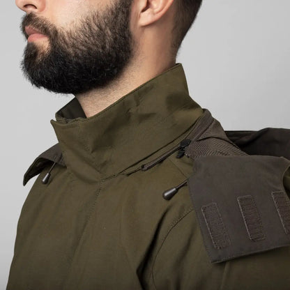 Military-style Harkila Pro Hunter Shooting GTX Jacket with high collar and shoulder patch