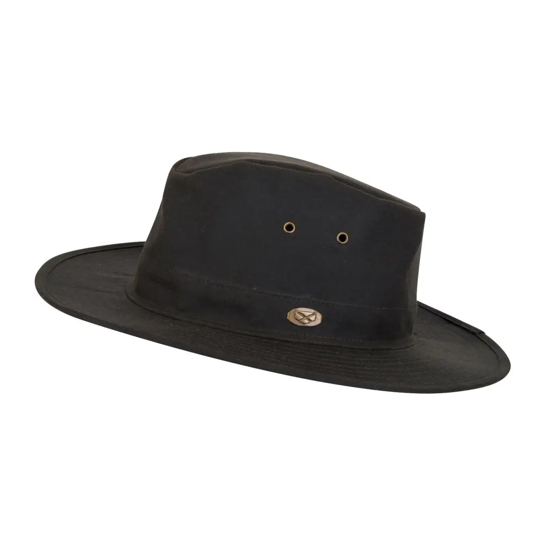 Black wide-brimmed fedora hat with metallic emblem perfect for the Fife Caledonia Waxed style