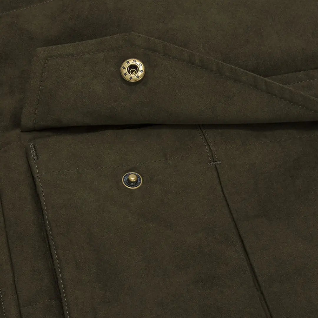 Dark green Hoggs Of Fife Glenesk Quilted Jacket with metal snap buttons for outdoor adventures