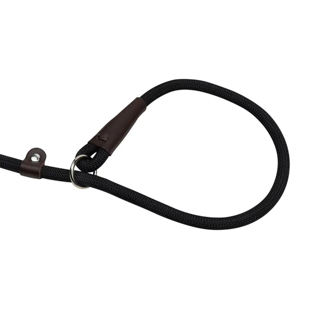 Black nylon dog collar with metal clip attachment from Jack Pyke Slip Lead