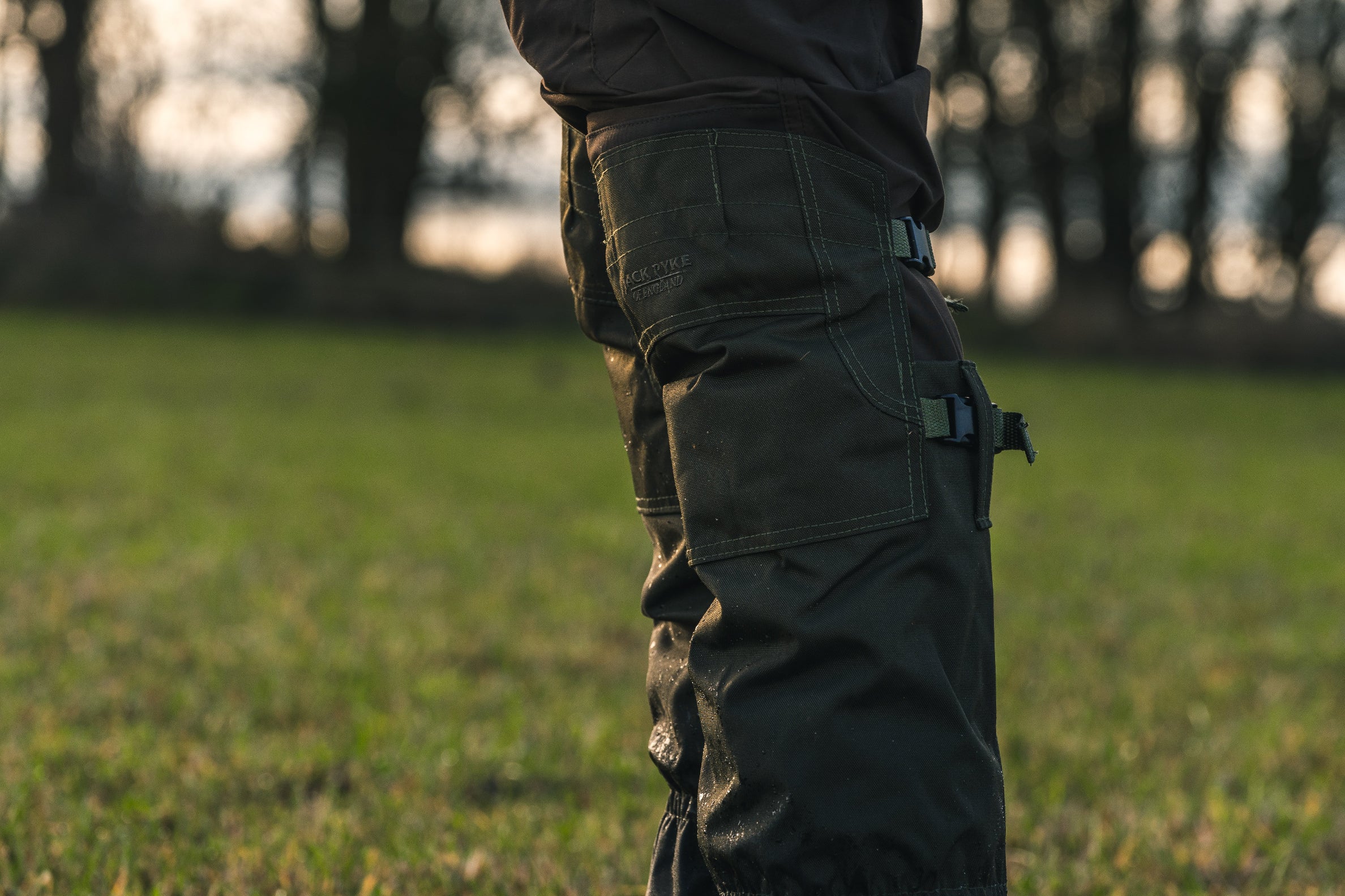 Dark cargo pants from Jack Pyke Highline, perfect for outdoor adventures and style