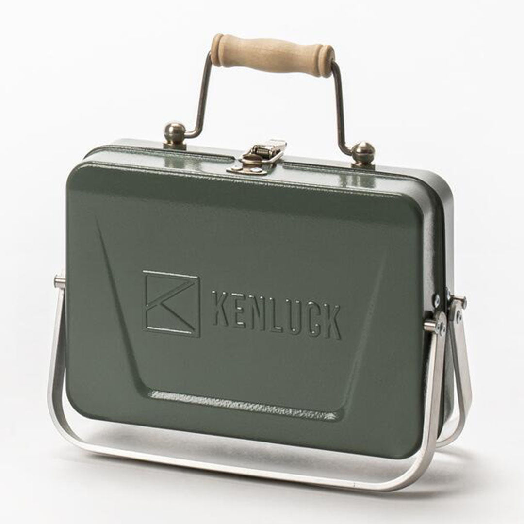 Green metal lunchbox with wooden handle for Kenluck Mini Grill BBQ adventures