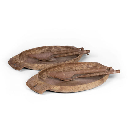 Rustic brown serving dishes and spoons in the Kupilka Fill That Belly Gift Set