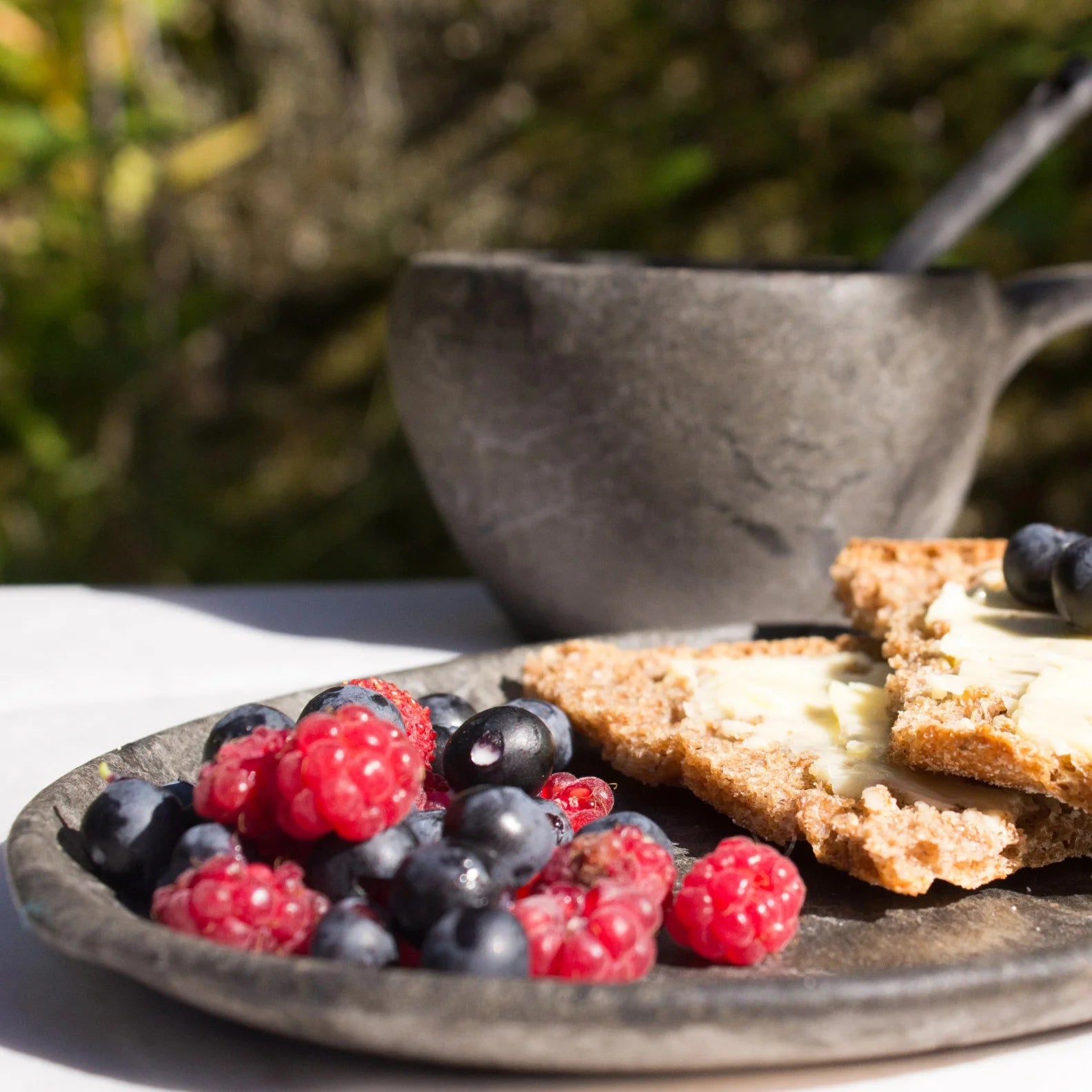 Rustic breakfast plate in Kupilka Gift Box, perfect for country clothing lovers and outdoorsy folks