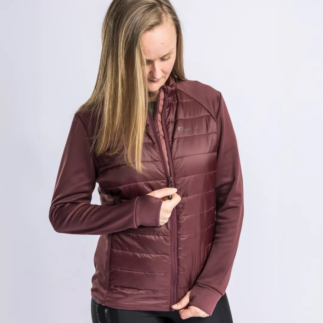 Burgundy quilted Pinewood Ladies Finnveden Hybrid Power Fleece Jacket with zipper front