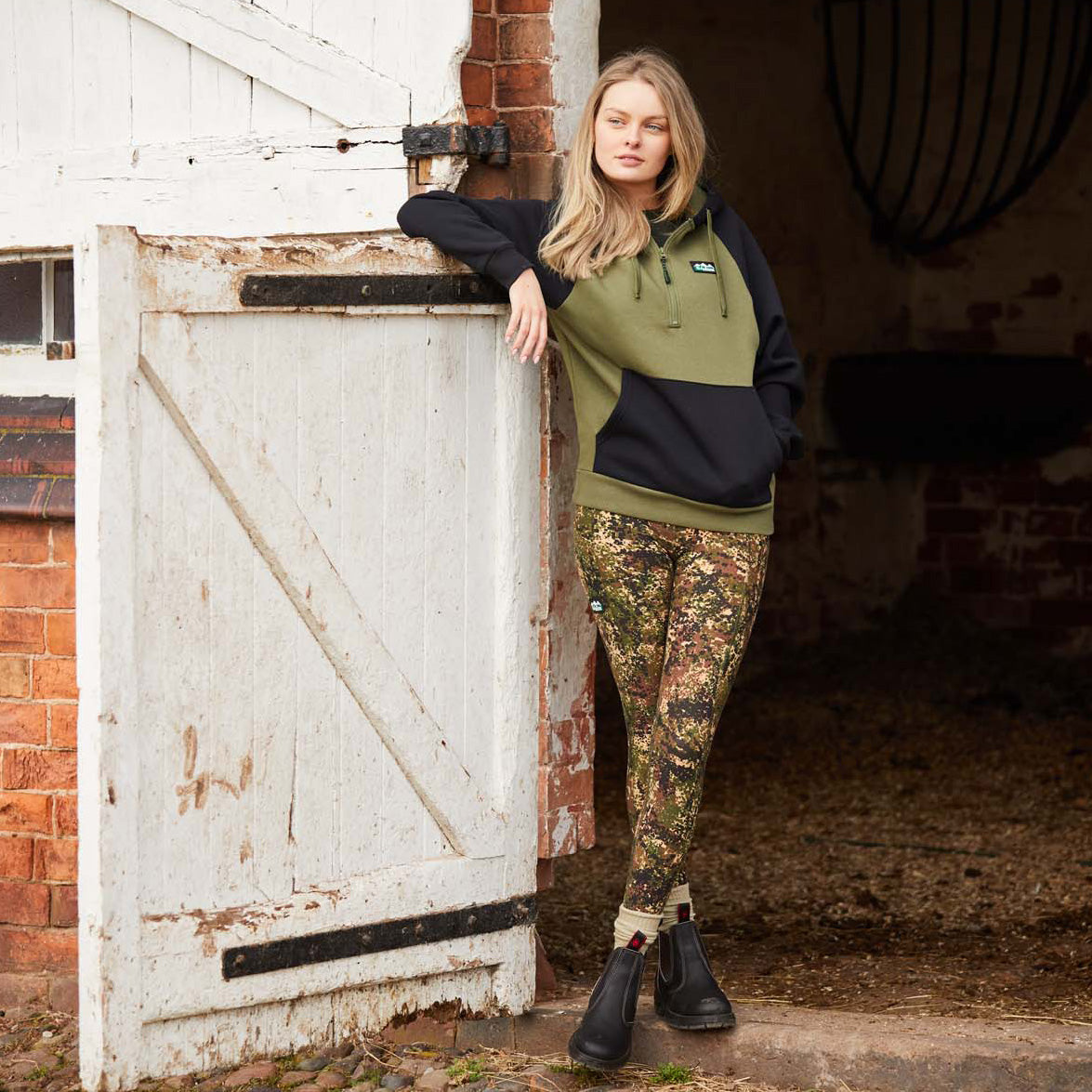 Ridgeline-Ladies-Infinity-Leggings#colour_dirt-camo