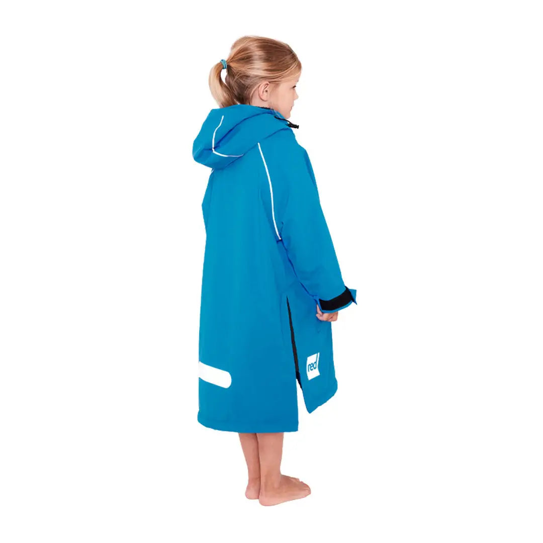 Bright blue kids dry poncho for ultimate comfort and fun after swimming or bathing