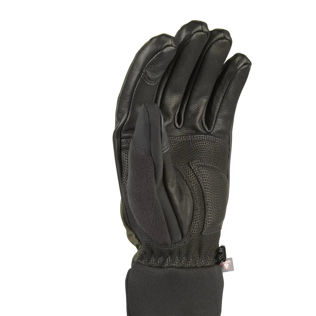 Black leather Sealskinz Witton Glove with reinforced palm, perfect for country clothing and outdoor hunting