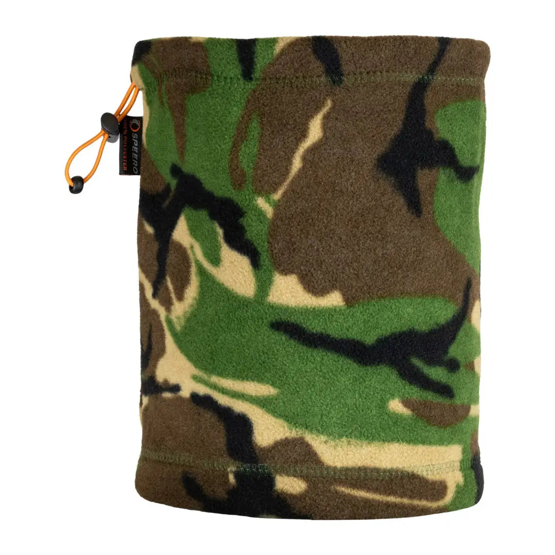 Camouflage Speero neck gaiter with drawstring for cozy warmth and style