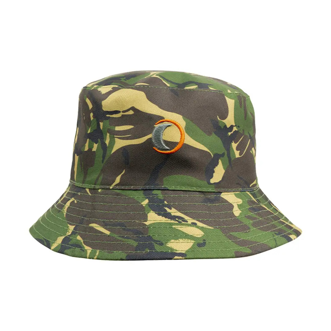 Camouflage Speero Reversible Bucket Hat with orange emblem for stylish outdoor vibes