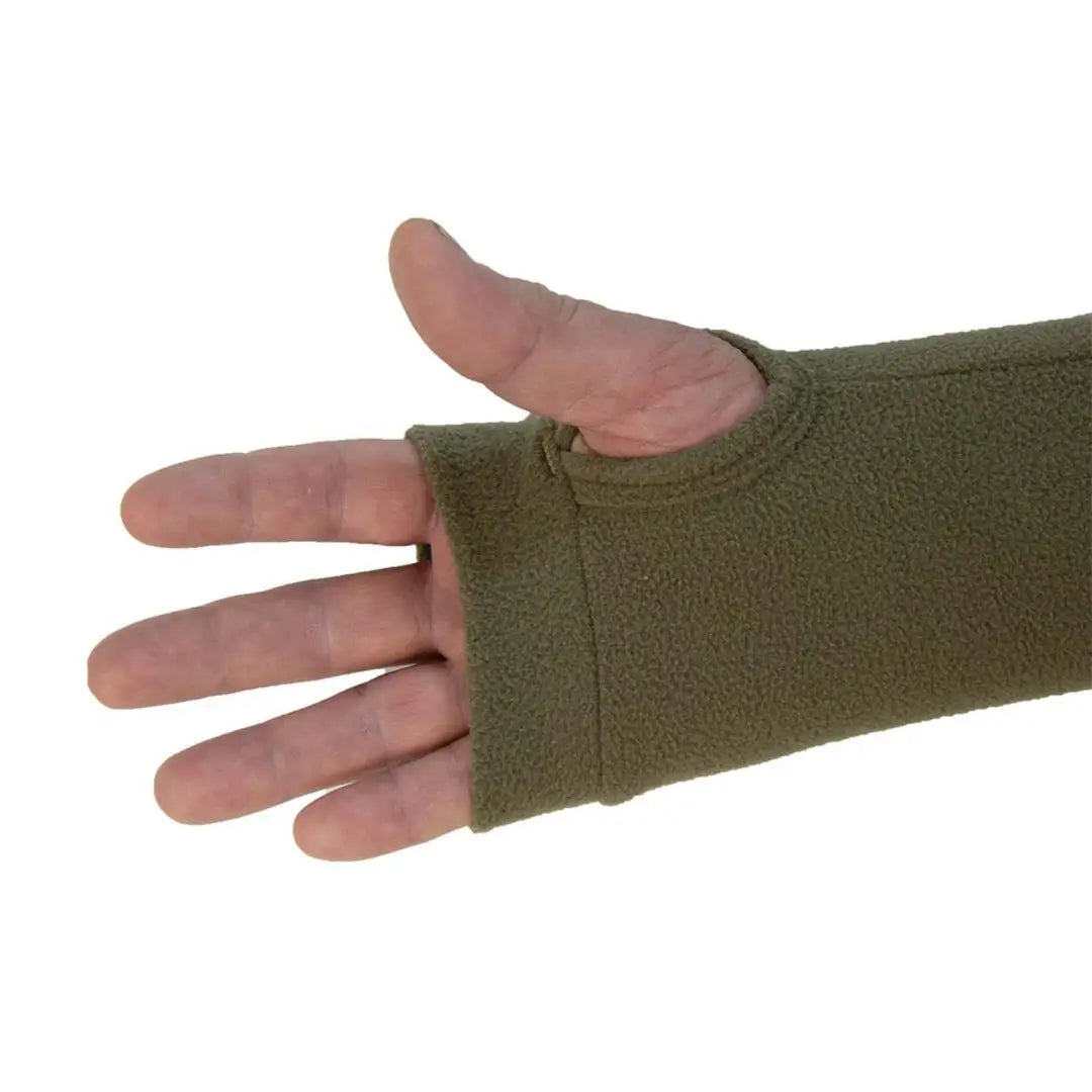 Fingerless olive green glove with thumb hole, perfect for your Swazi Micro Shirt look