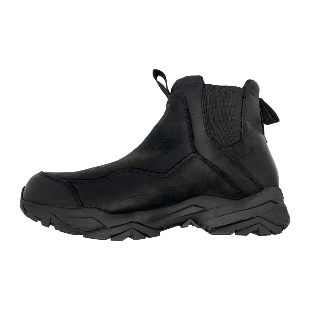 Black leather Treksta Chelsea Mid GTX ankle boot with rugged sole and slip-on design