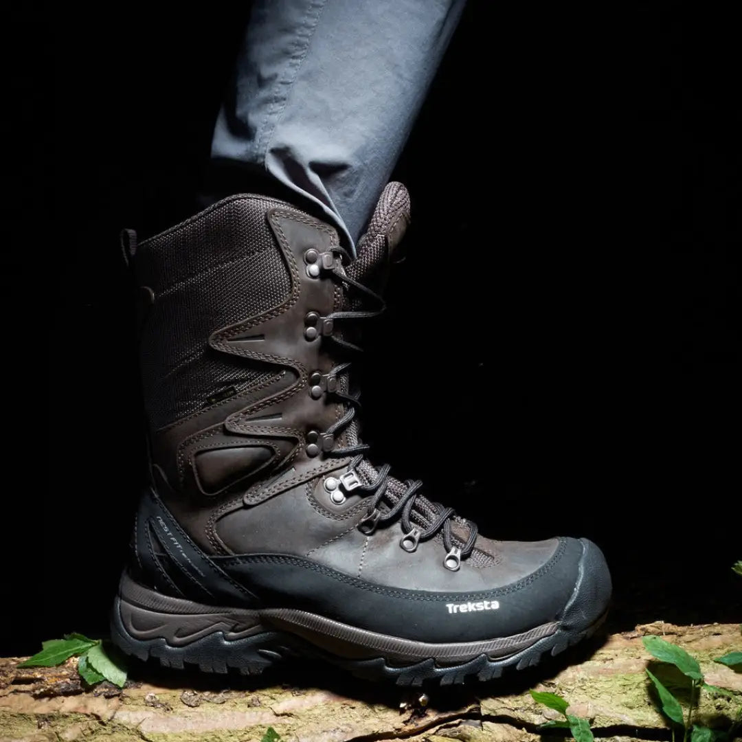 Rugged Treksta Heathfield 10’’ GTX Hunting Boots in waterproof nubuck leather design